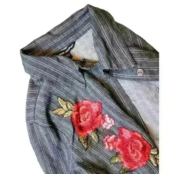 UNIQUE SPECTRUM Womans GRAY Blouse ROSES Applicate Lightweight Long Sleeve 1x 16 - Picture 8 of 8
